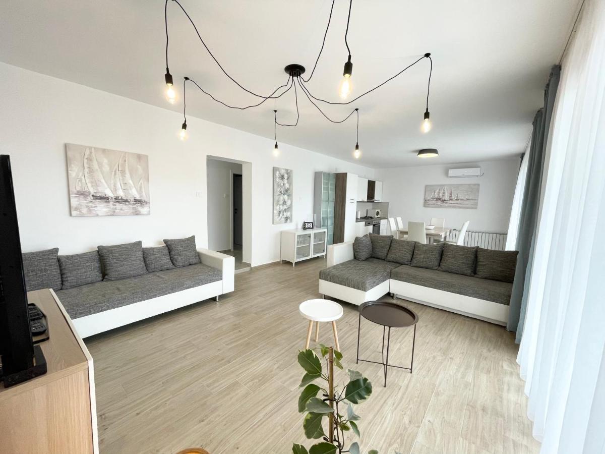 Apartments Maja Dramalj Extérieur photo